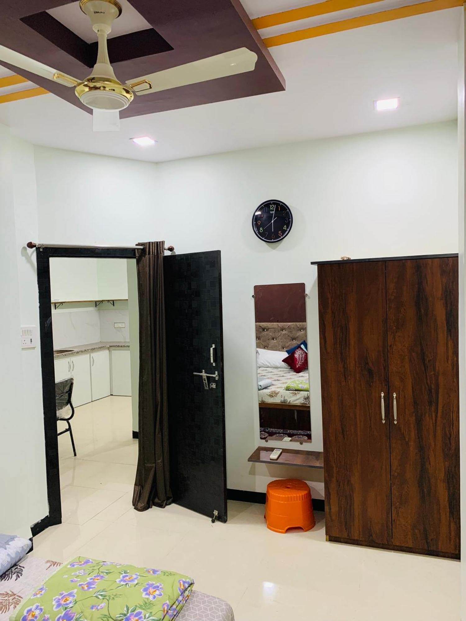 Manjushree Guest House ウッジャイン エクステリア 写真