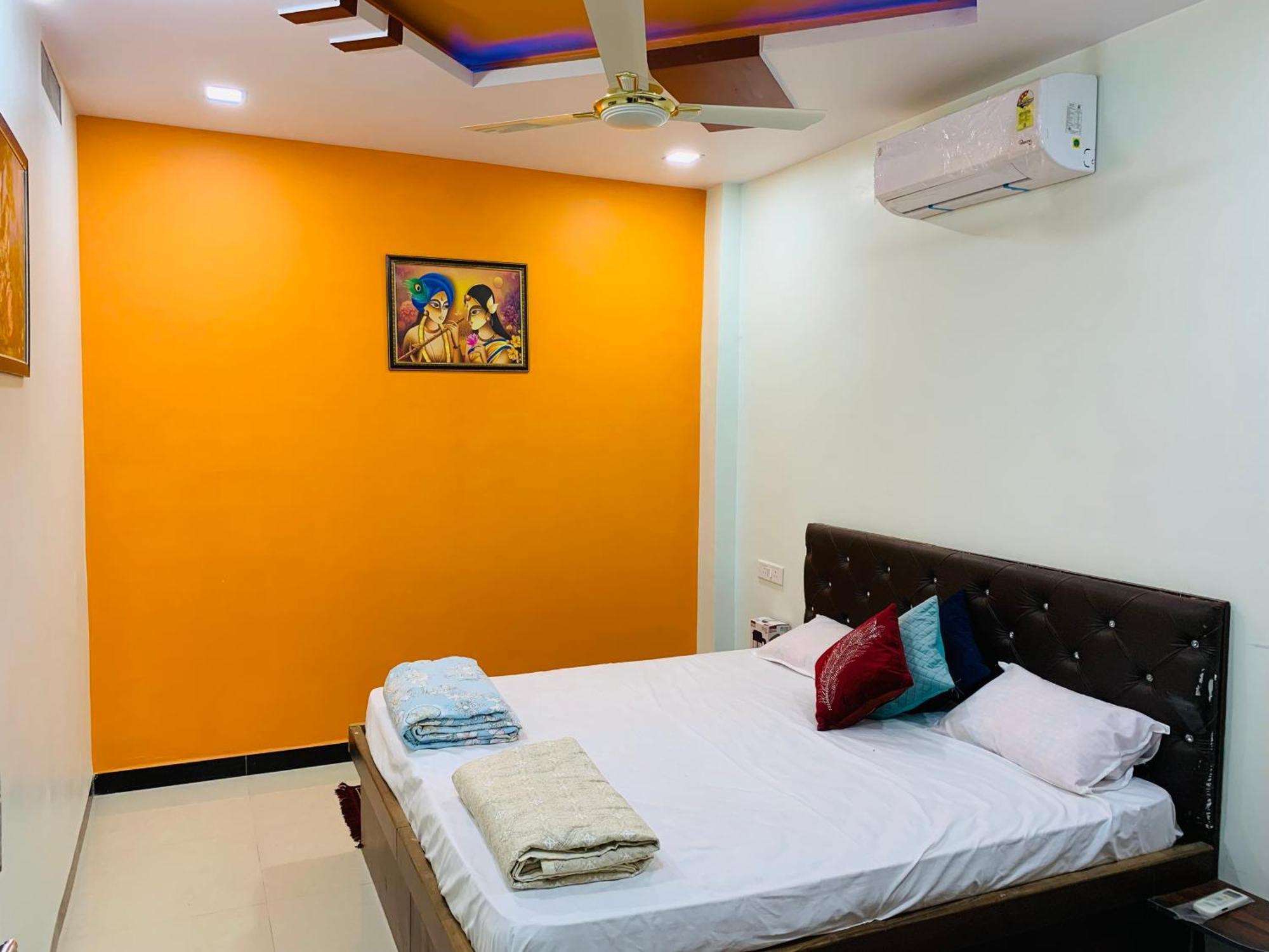 Manjushree Guest House ウッジャイン エクステリア 写真